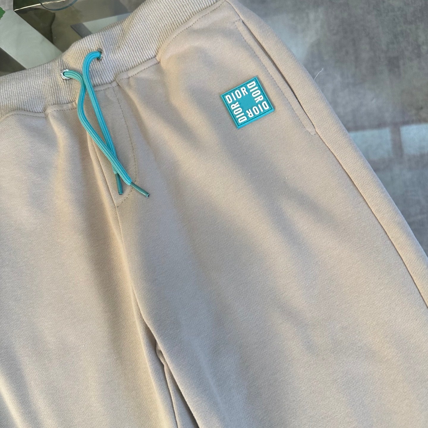 Children’s Sweatshirt + casual pant