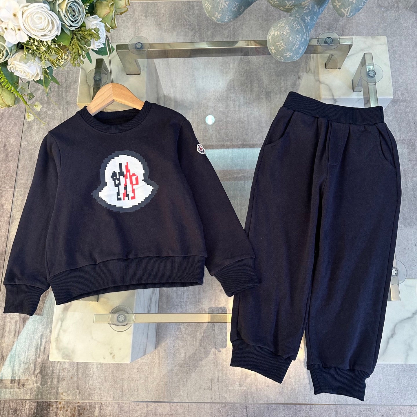 Children’s Sweatshirt + casual pant