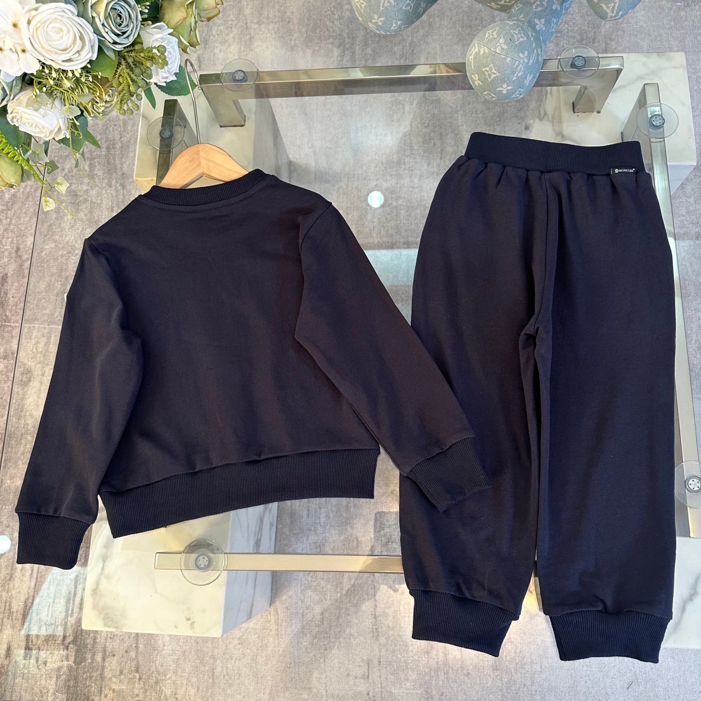 Children’s Sweatshirt + casual pant