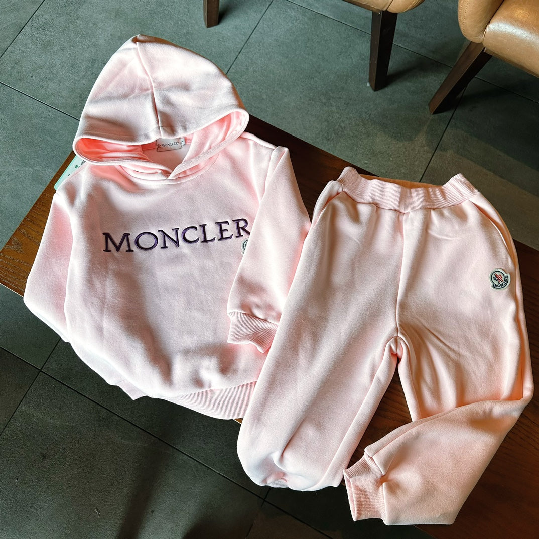 Children’s Sweatshirt + Casual Pants