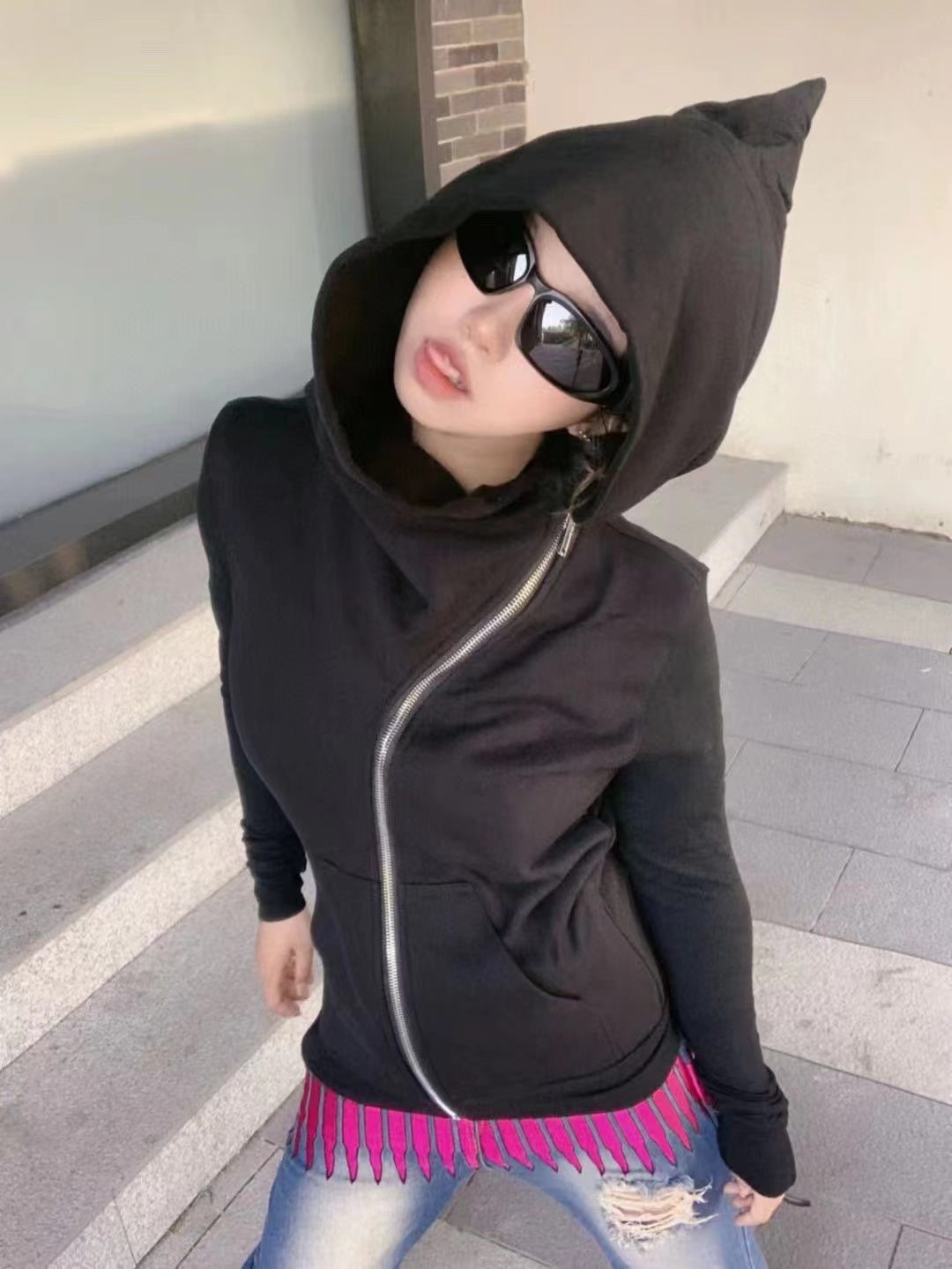 Sweatshirt