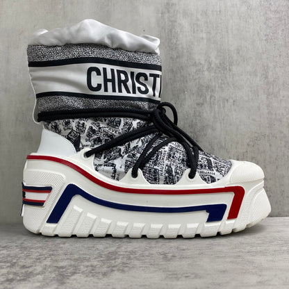 Snow Boots