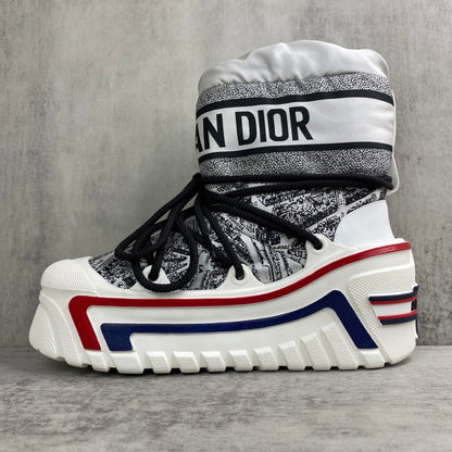 Snow Boots