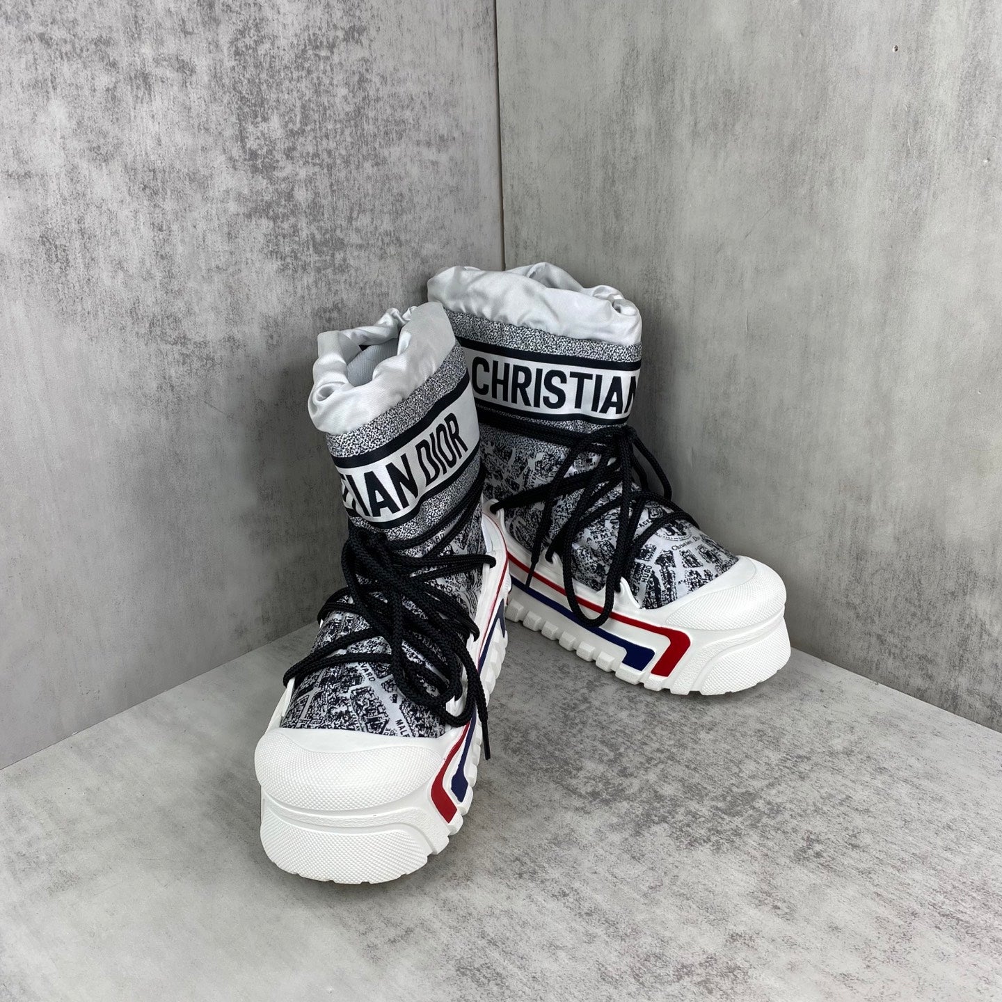 Snow Boots