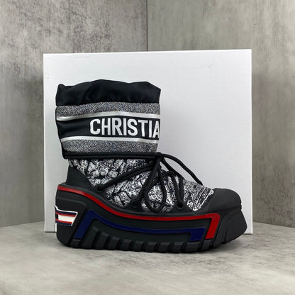 Snow Boots