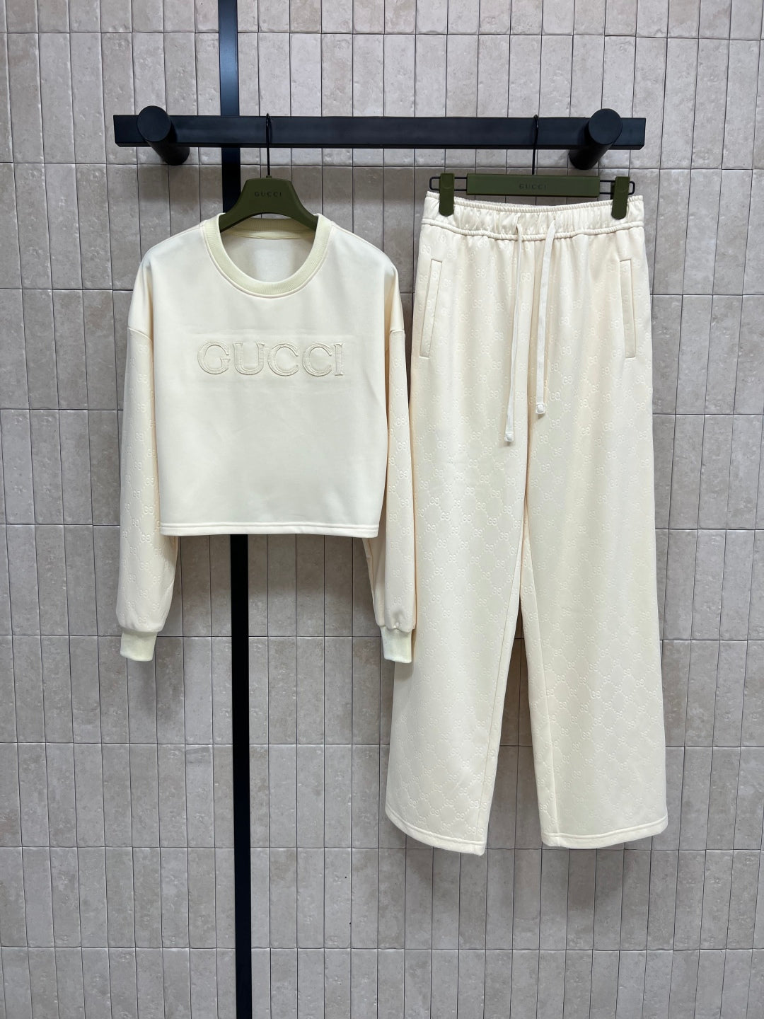 Sweatshirt+Casual Pants