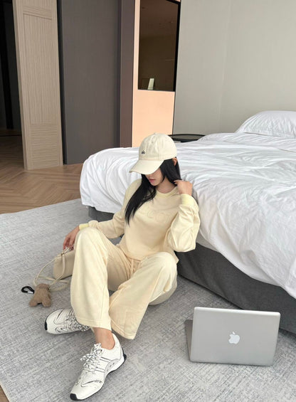 Sweatshirt+Casual Pants