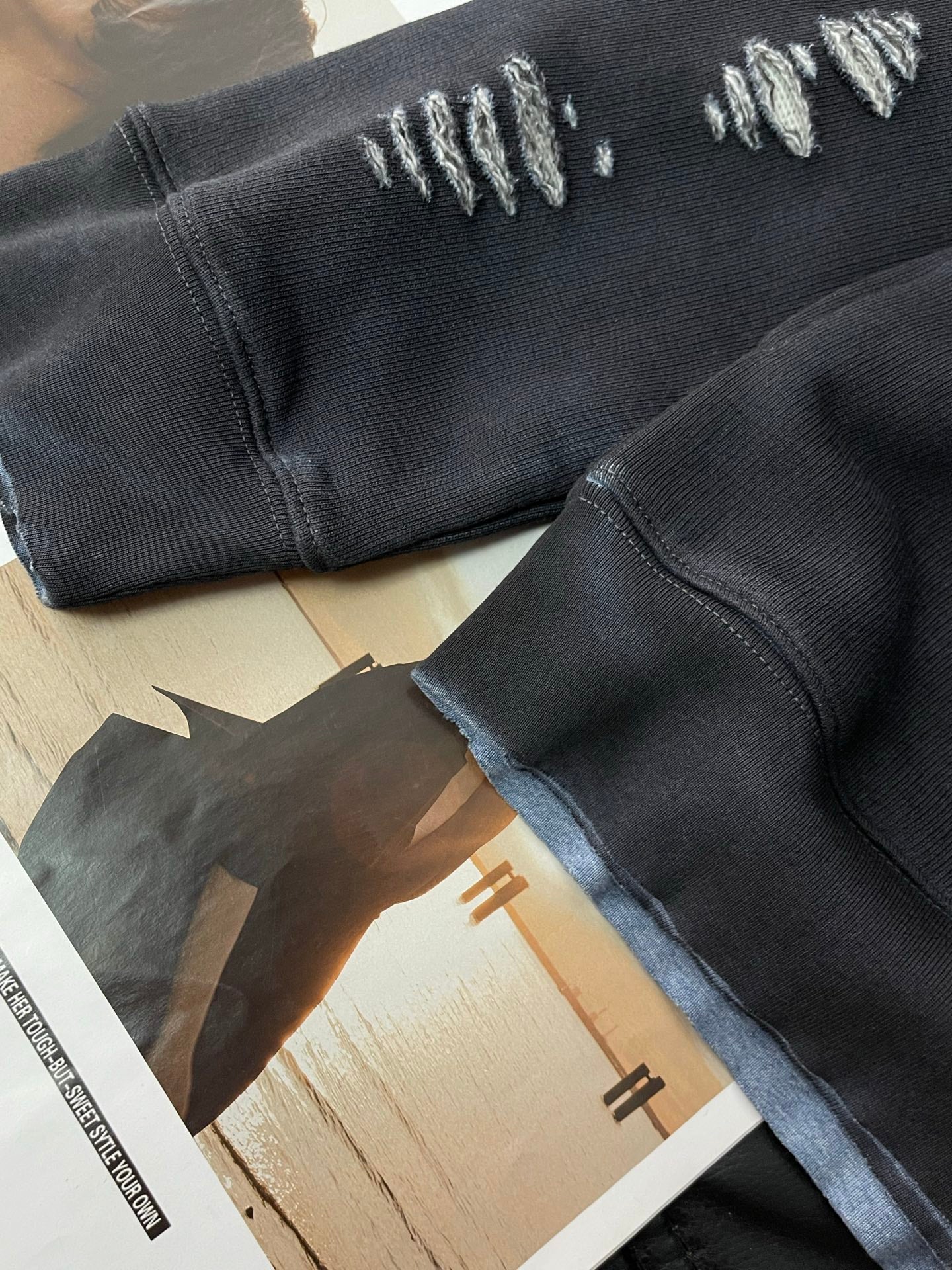 Sweatshirt