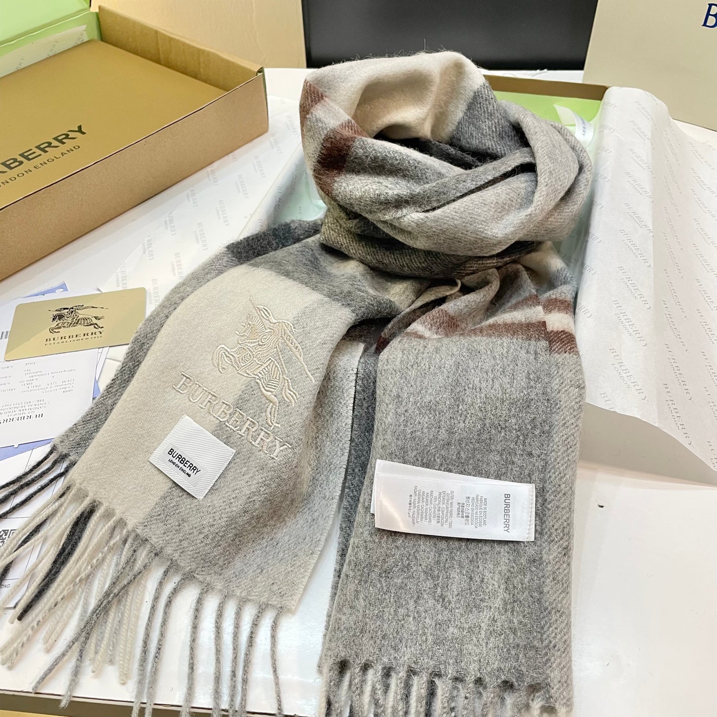 Scarf