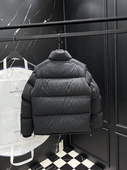 Detachable-Sleeve Reversible Down Jacket