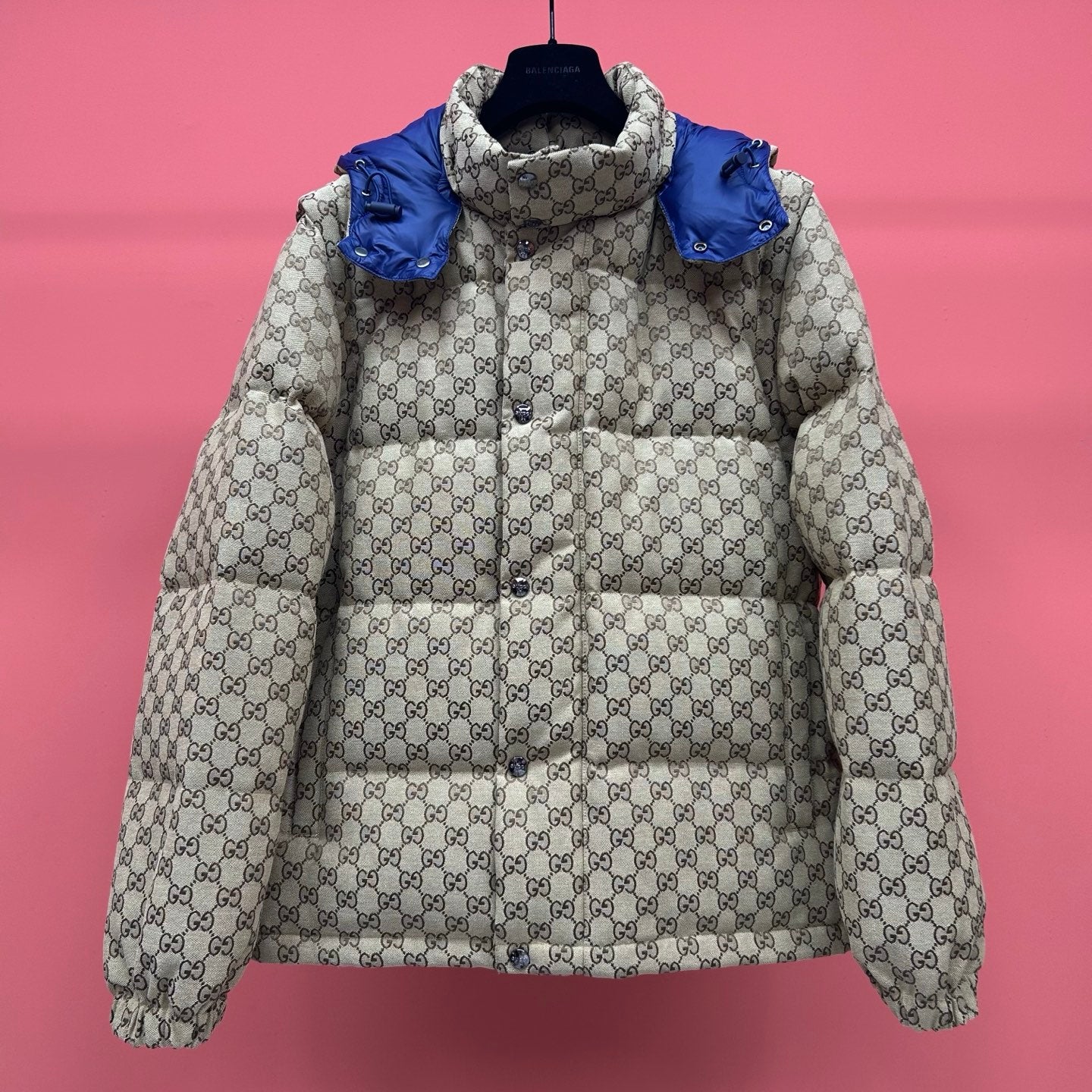 Detachable-sleeve Down jacket