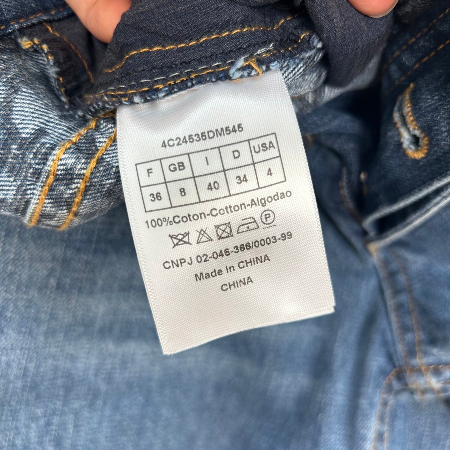 Jeans