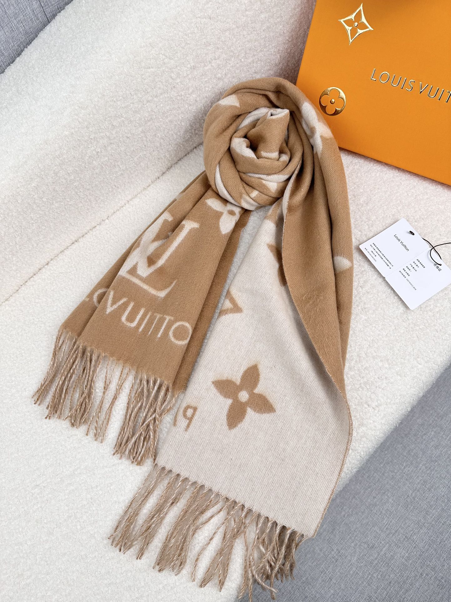 Scarf