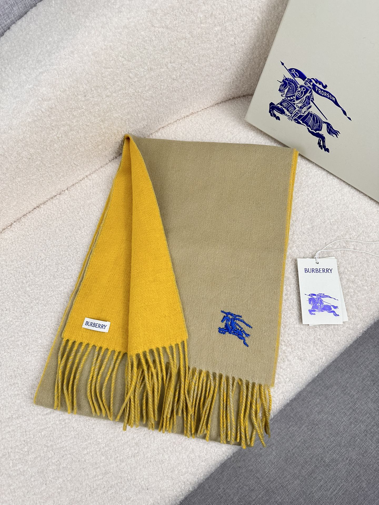 Scarf