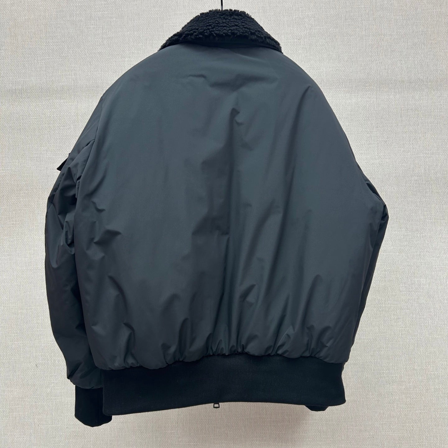 Detachable-sleeve Down jacket