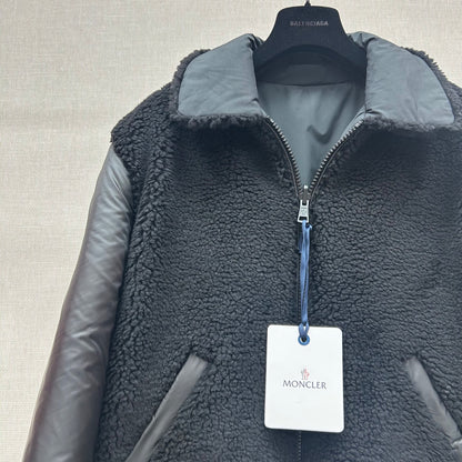 Detachable-sleeve Down jacket