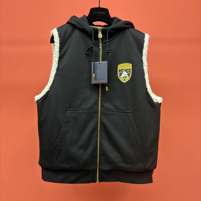 Detachable-sleeve Vest