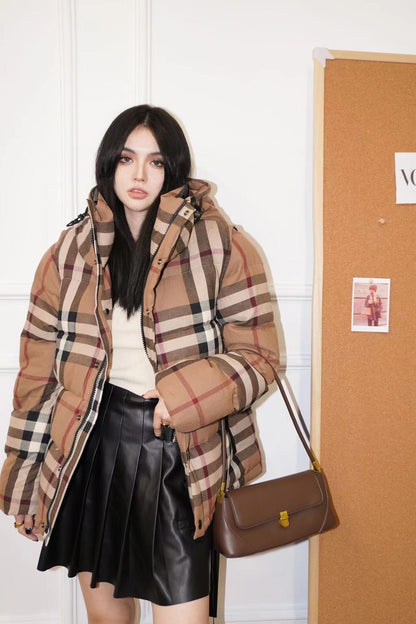 Detachable-sleeve Down jacket