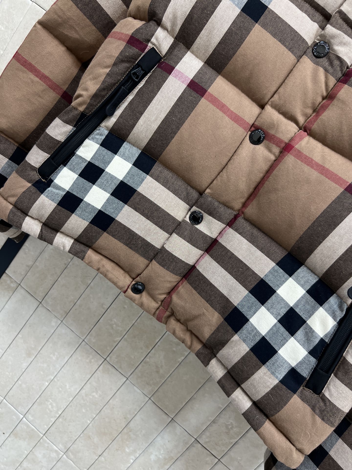 Detachable-sleeve Down jacket