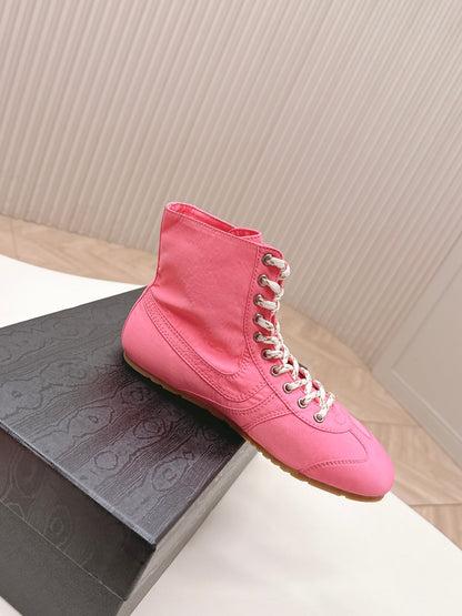 High-top Sneakers