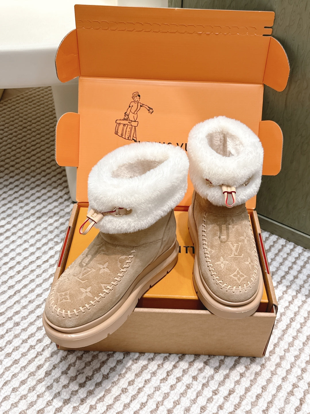 Snow Boots