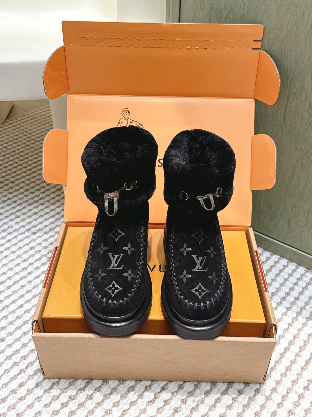 Snow Boots