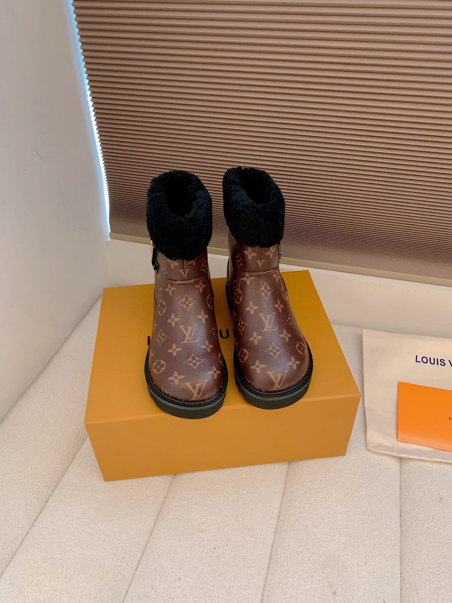 Snow Boots