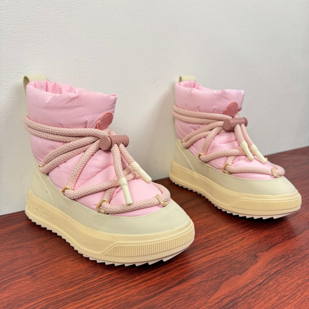Snow Boots