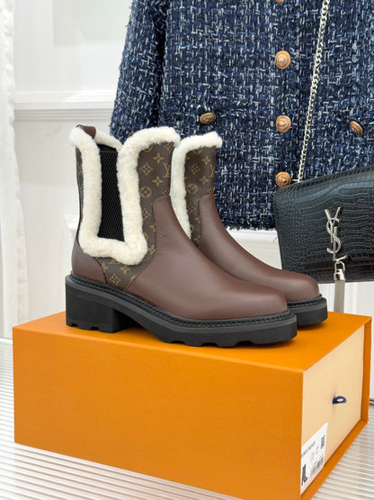 Chelsea Boots