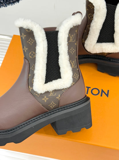 Chelsea Boots