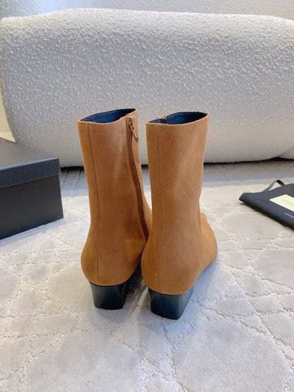 Chelsea Boots