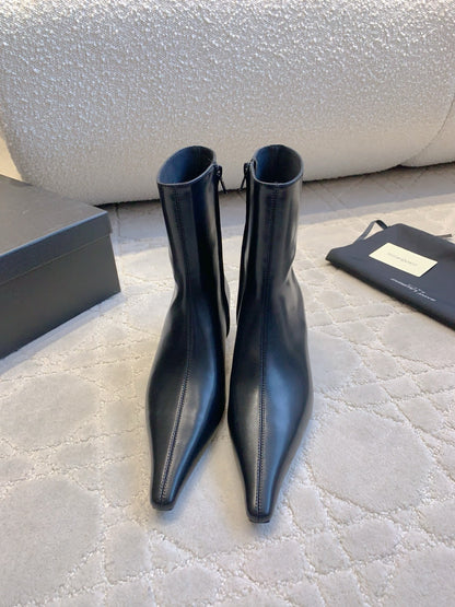 Chelsea Boots