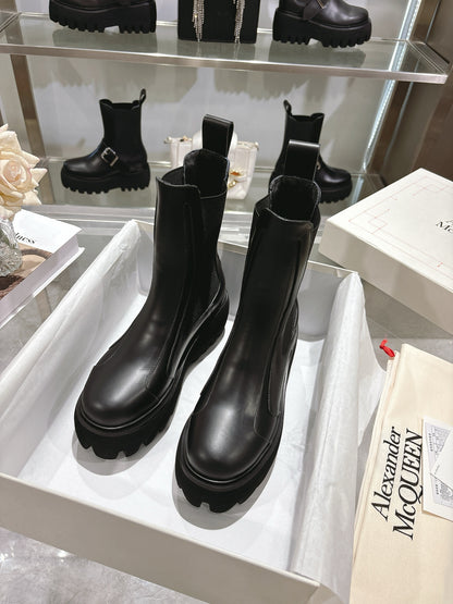 Chelsea Boots
