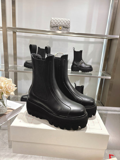 Chelsea Boots