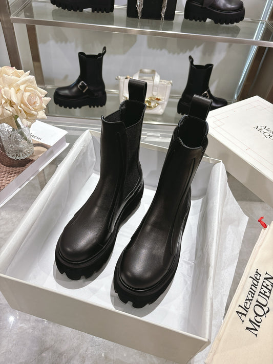Chelsea Boots