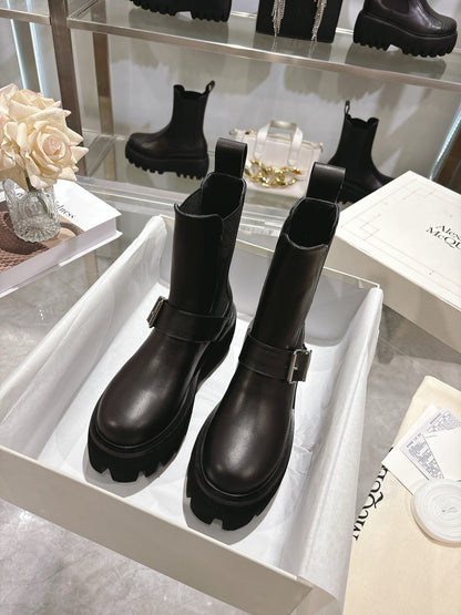 Chelsea Boots