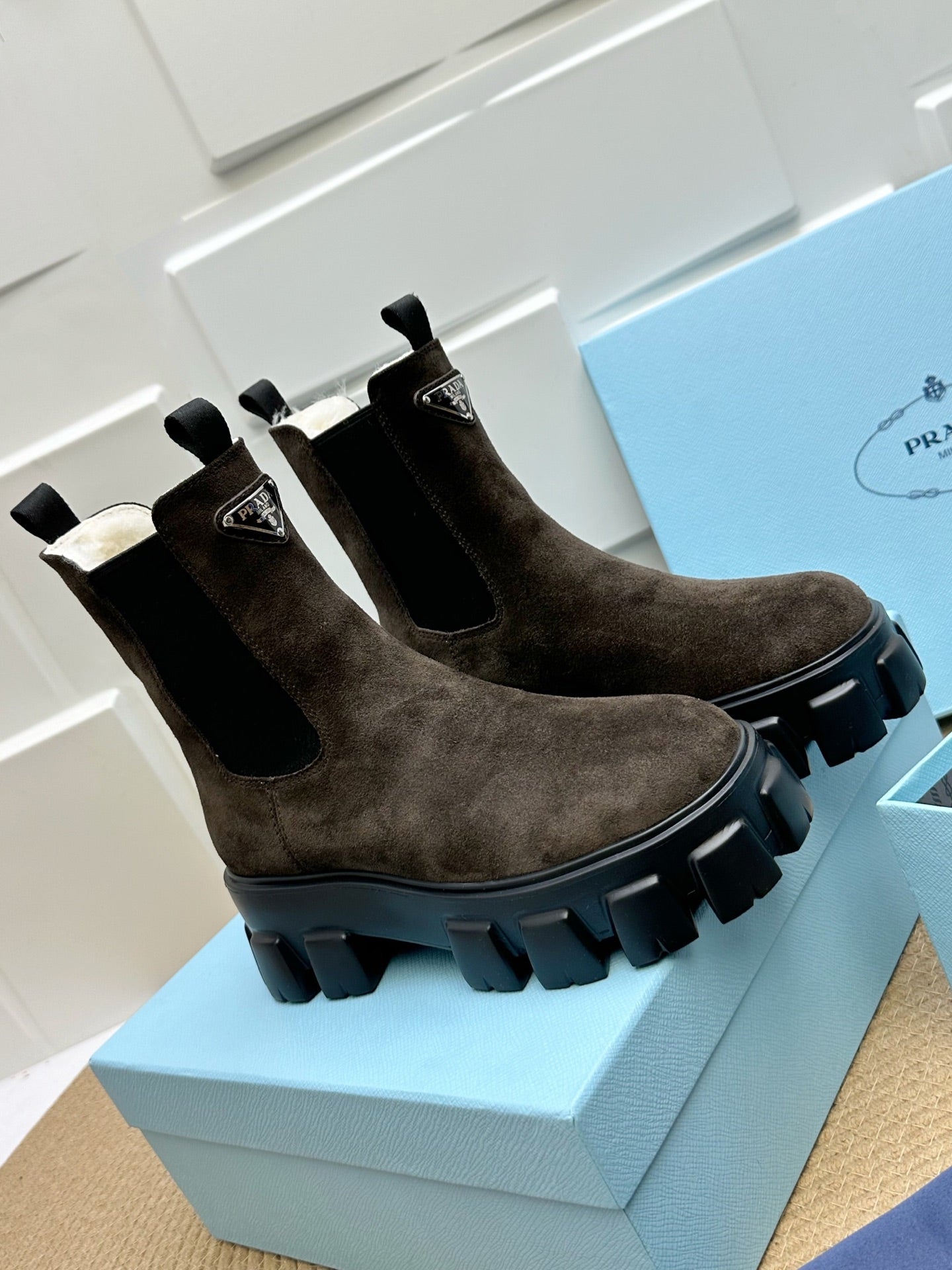 Chelsea Boots