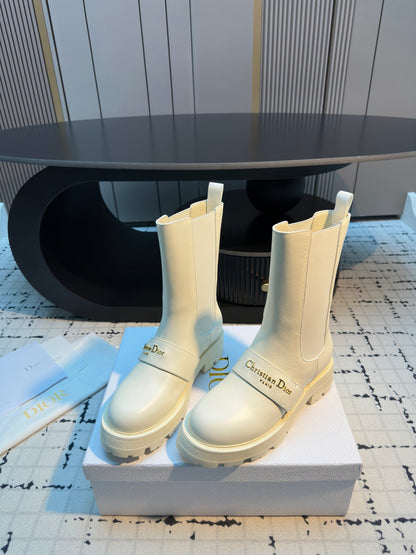 Chelsea Boots