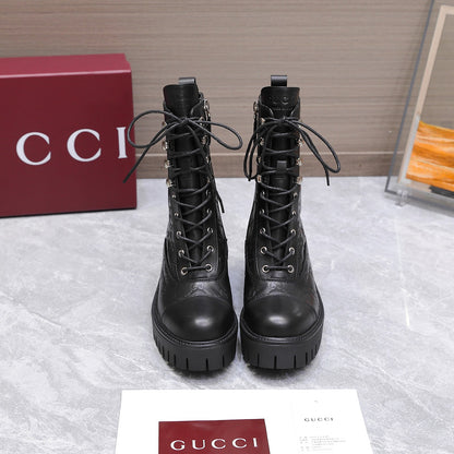 Chelsea Boots