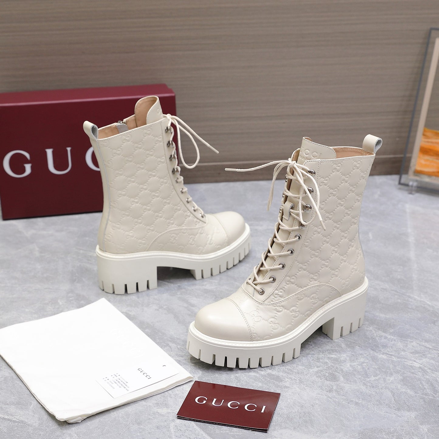 Chelsea Boots