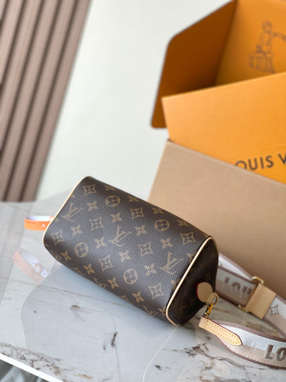 Shoulder Bag