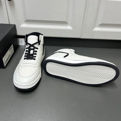 High-top Sneakers