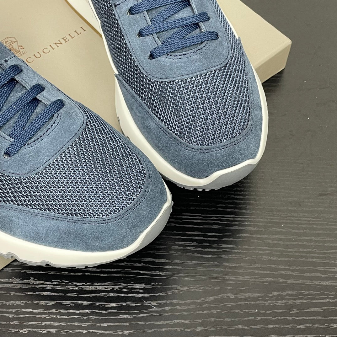 High-top Sneakers