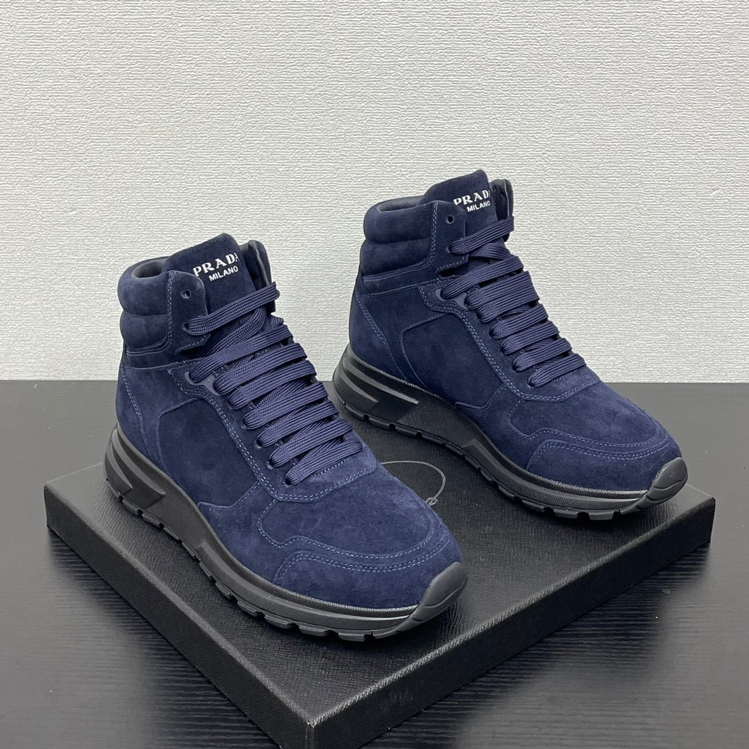 High-top Sneakers