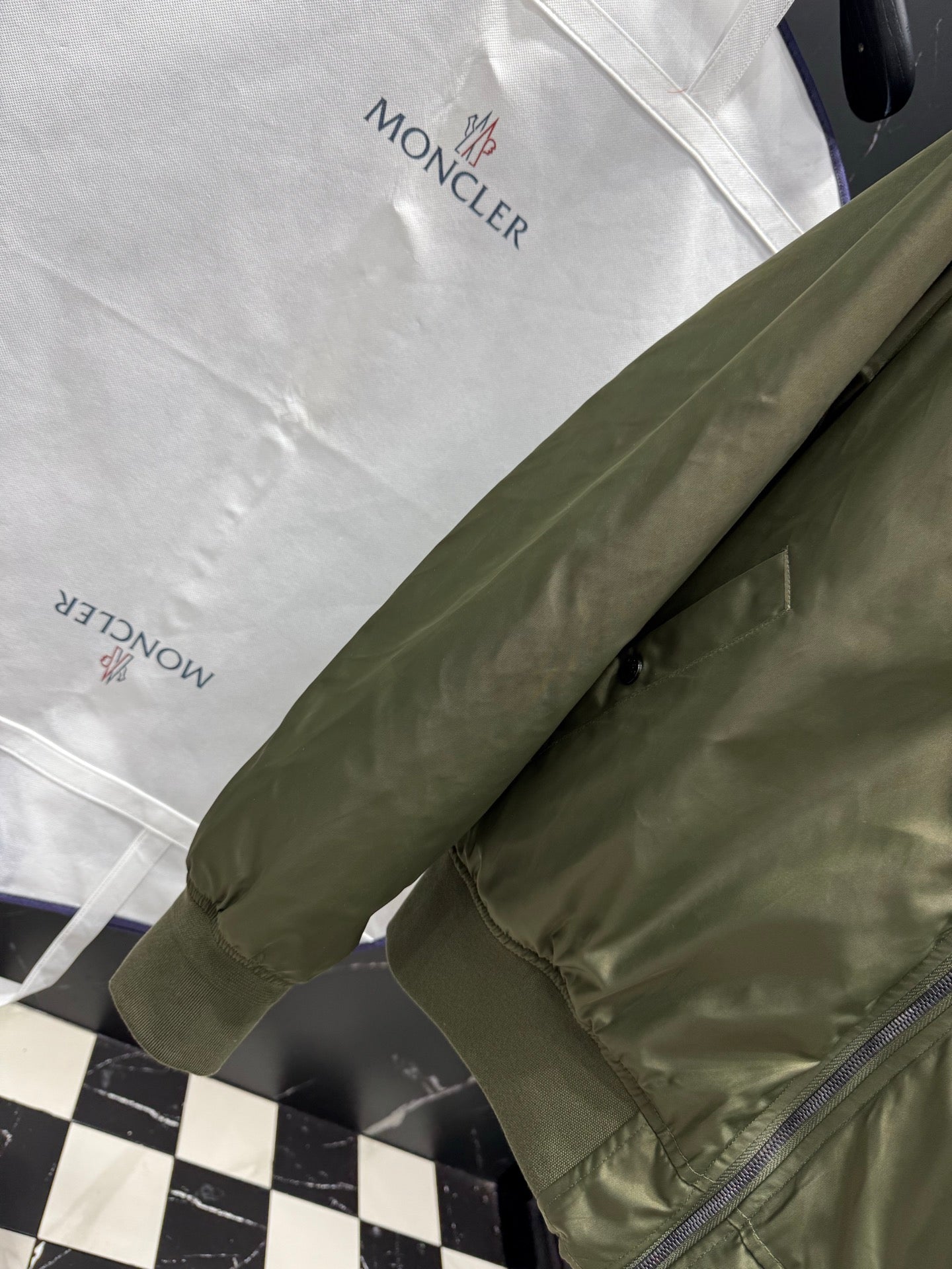 Reversible Down jacket