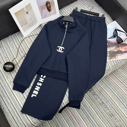 Sweatshirt+Casual pants