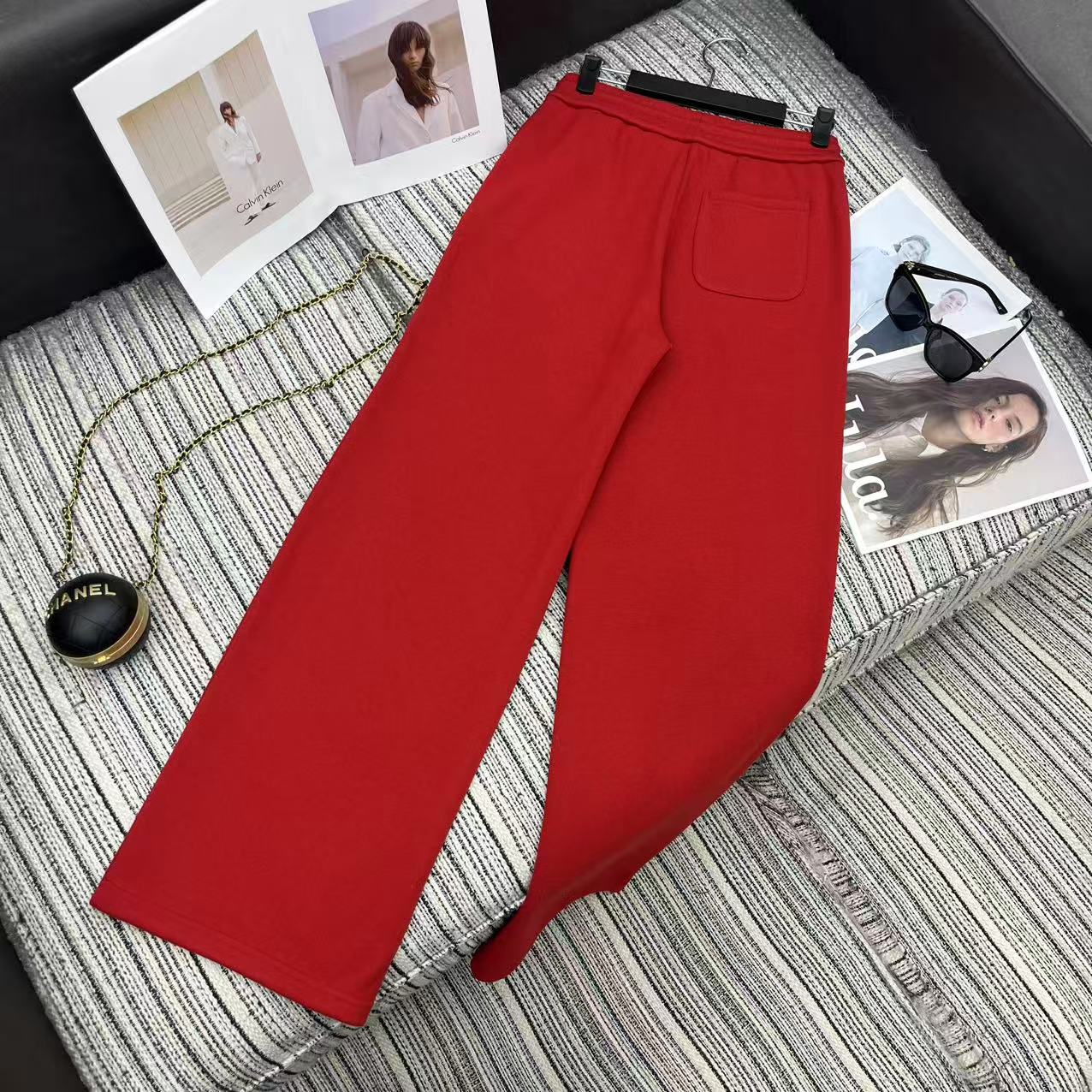 Sweatshirt+Casual pants