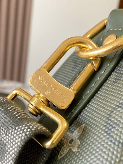 Shoulder Bag