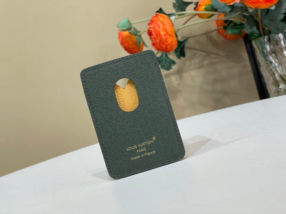 Magnetic phone card holder