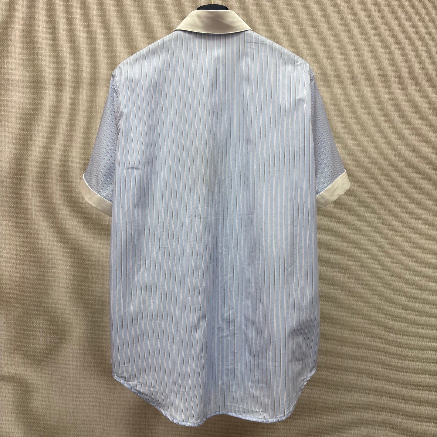 Short sleeve shirt